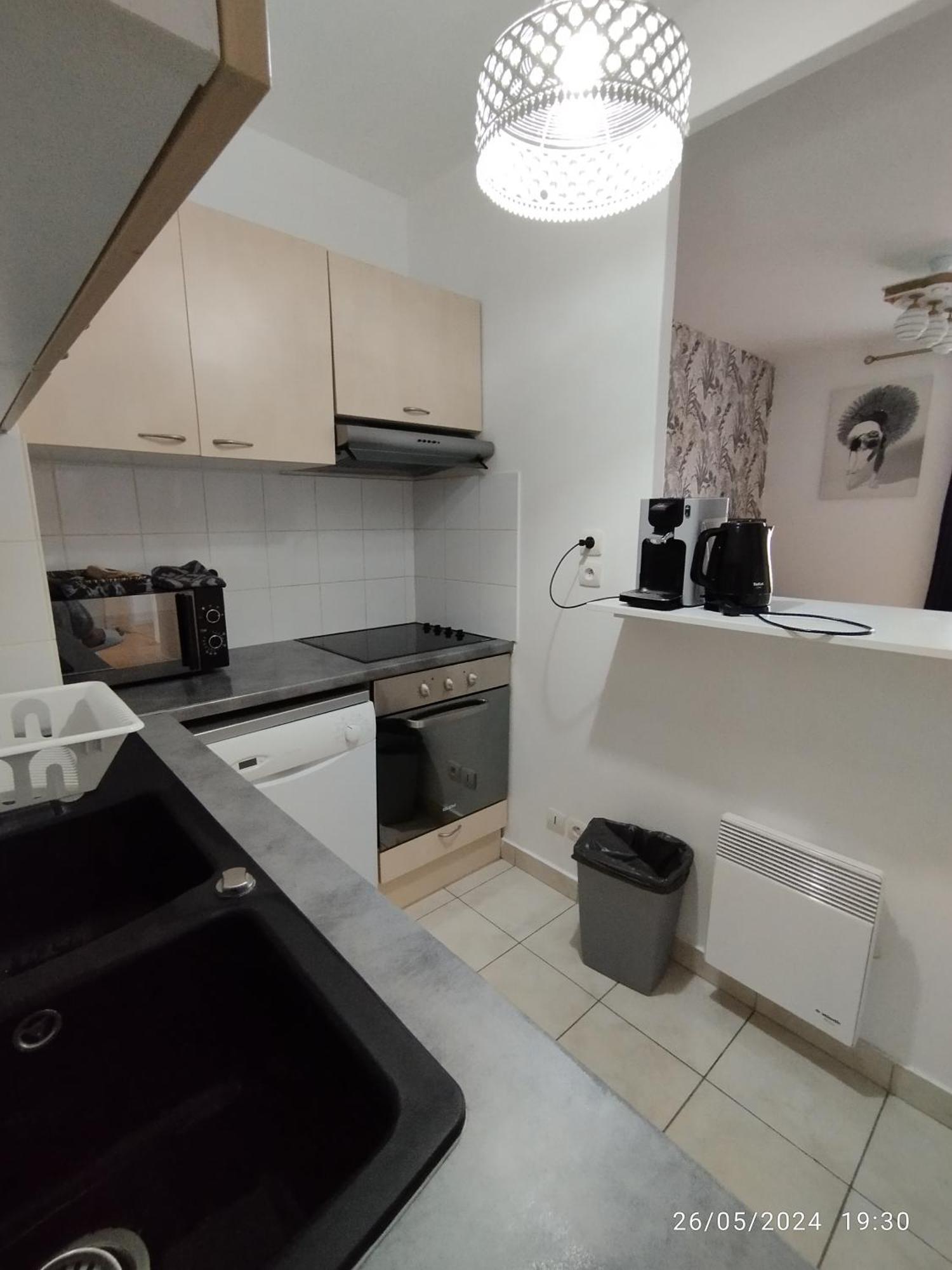 Appartement Situe Place Toscane A 5 Min De Disney Серри Экстерьер фото